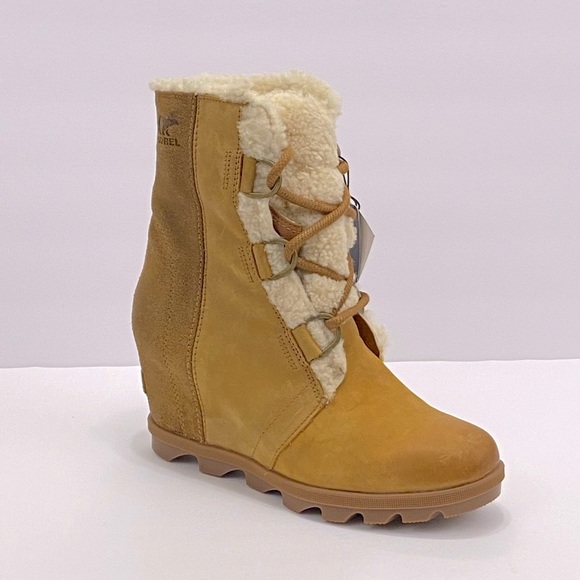 New Sorel
Joan Wedge II Shearling-Lined  Boots - Picture 4 of 16
